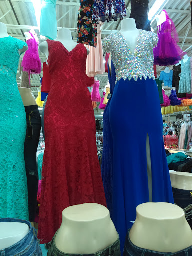 Shopping Mall «Federal Mexicana Mall», reviews and photos, 2970 W Barberry Pl, Denver, CO 80204, USA