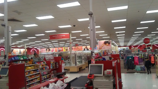 Department Store «Target», reviews and photos, 160 N Research Pl, Central Islip, NY 11722, USA