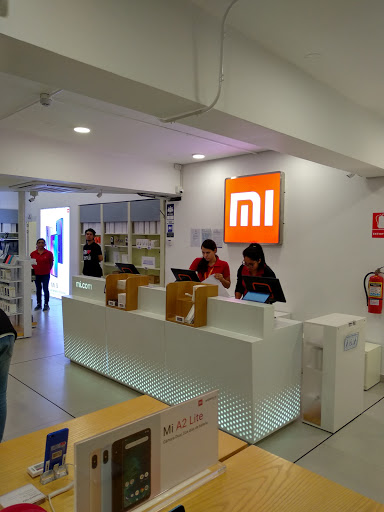 Xiaomi stores Lima