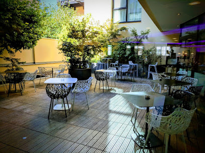 Le Restaurant le 114 Courtyard Marriott - 114 Rte de la Reine, 92100 Boulogne-Billancourt, France