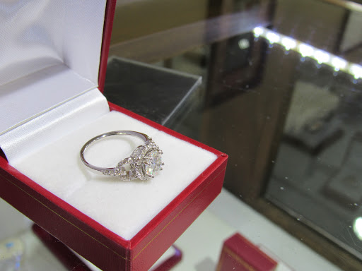 Jewelry Store «GT Jewelry, Llc», reviews and photos, 1500 W Littleton Blvd #114, Littleton, CO 80120, USA