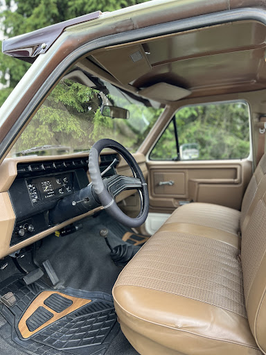 Deluxe Detailing & Tinting en Indiana
