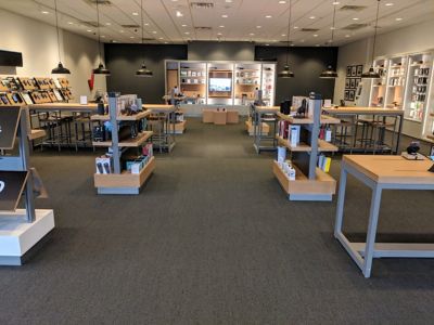 Cell Phone Store «Verizon», reviews and photos, 741 N Central Expy, Plano, TX 75075, USA