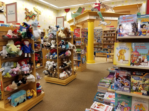 Book Store «Barnes & Noble», reviews and photos, 3561 N Freeway Blvd, Sacramento, CA 95834, USA