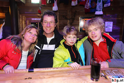 Gogola-Alm - Apres Ski Bar - Selbstbedienungsrestaurant - Minimarkt