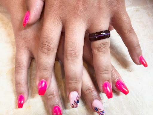 Nail Salon «LUXURY NAILS & SPA», reviews and photos, 1312 S Main St, Mt Airy, MD 21771, USA