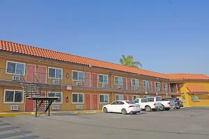 Del Mar Motel image