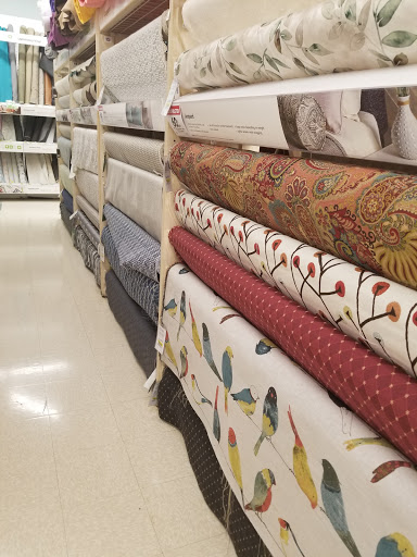 Fabric Store «Jo-Ann Fabrics and Crafts», reviews and photos, 902 W Kimberly Rd Ste 41, Davenport, IA 52806, USA