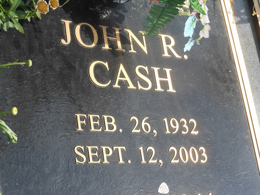 Funeral Home «Hendersonville Memory Gardens & Funeral Home», reviews and photos, 353 E Main St, Hendersonville, TN 37075, USA