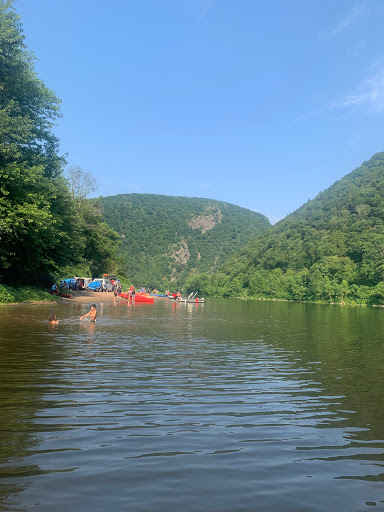 Outdoor Sports Store «Edge of the Woods Outfitters», reviews and photos, 110 Main St, Delaware Water Gap, PA 18327, USA