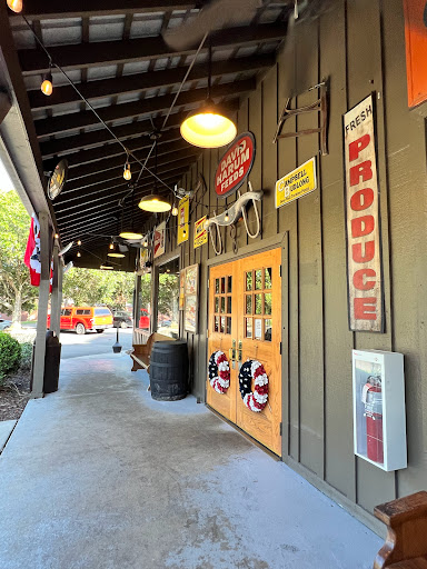 American Restaurant «Cracker Barrel Old Country Store», reviews and photos, 2920 Hospitality St, Tallahassee, FL 32303, USA