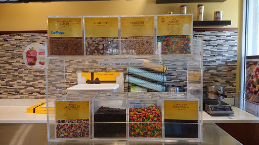 Dessert Shop «Nestle Toll House Cafe», reviews and photos, 605 Town Square Blvd, Garland, TX 75040, USA