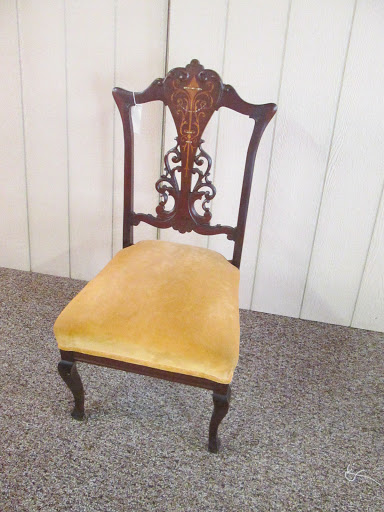 Antique Furniture Store «Center Stage Antiques», reviews and photos, 41 King St, Mt Holly, NJ 08060, USA