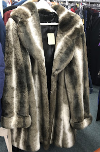 Queen's Closet & Attic Addicts - Photo 8 - Car repair in Yorkville, NY, Utica