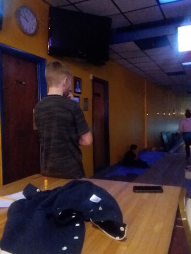 Bowling Alley «Medina Lanes», reviews and photos, 11249 Maple Ridge Rd, Medina, NY 14103, USA