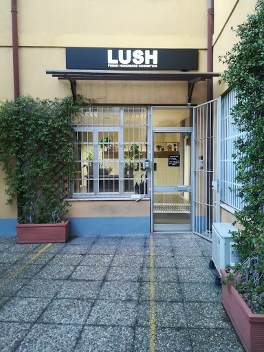 Lush (HQ - Uffici)