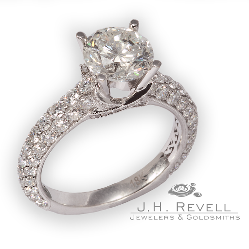 Jewelry Store «Revell Jewelers», reviews and photos, 904 Middle Rd, Bettendorf, IA 52722, USA