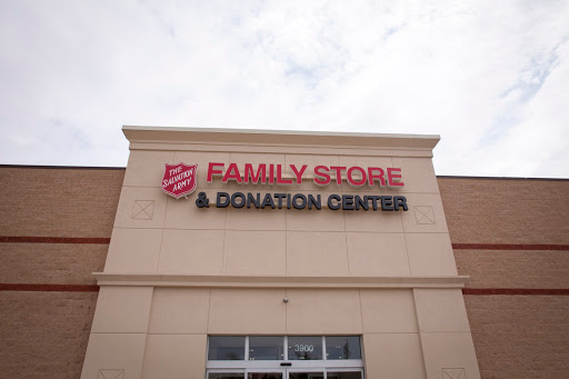 The Salvation Army Family Store & Donation Center, 3900 Alpine Ave NW, Comstock Park, MI 49321, Thrift Store