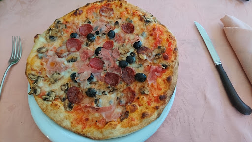 Bar Ristorante Pizzeria Hotel | Pinocchio in Abbiadori, Provincia di Sassari