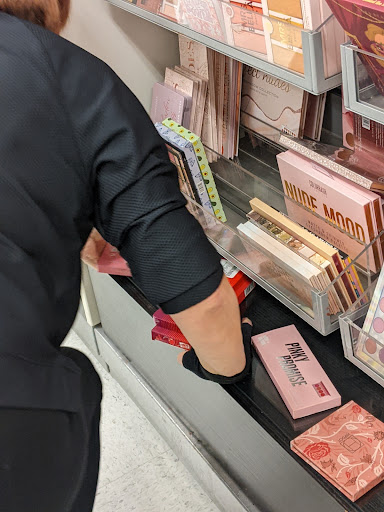 Department Store «T.J. Maxx», reviews and photos, 239 Memorial Ave, West Springfield, MA 01089, USA