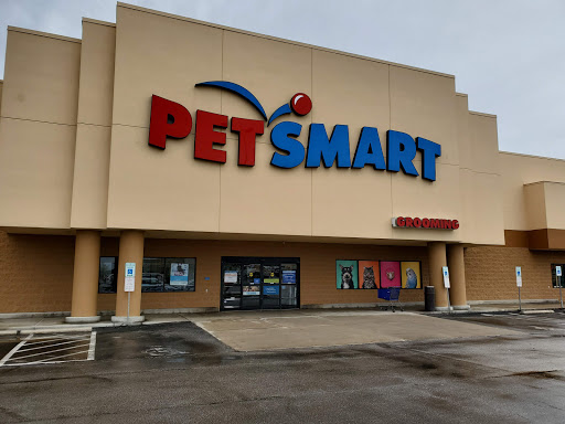 PetSmart, 420 Home Dr, Pittsburgh, PA 15275, USA, 