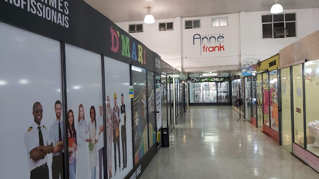 Comentários e avaliações sobre Shopping Anne Frank