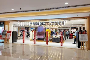 Shoppers Stop image