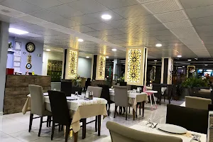 Beyzade et balık restaurant image