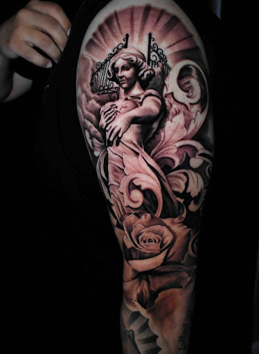 Explore wrist tattoo ideas for men, creative tattoo ideas in Tulia, available at Mister Placasos Tattoo Shop