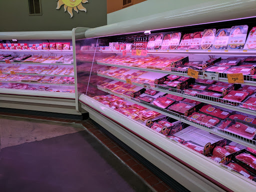 Grocery Store «Sunnyway Foods Market», reviews and photos, 212 N Antrim Way, Greencastle, PA 17225, USA