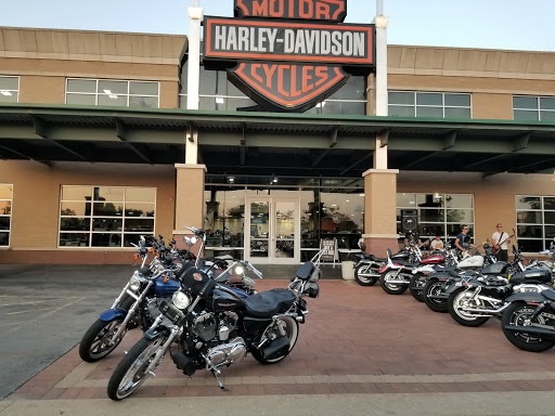 Harley-Davidson Dealer «Chicago Harley-Davidson», reviews and photos, 2929 Patriot Blvd, Glenview, IL 60026, USA