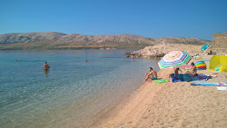 Foto von Zubovici beach - beliebter Ort unter Entspannungskennern