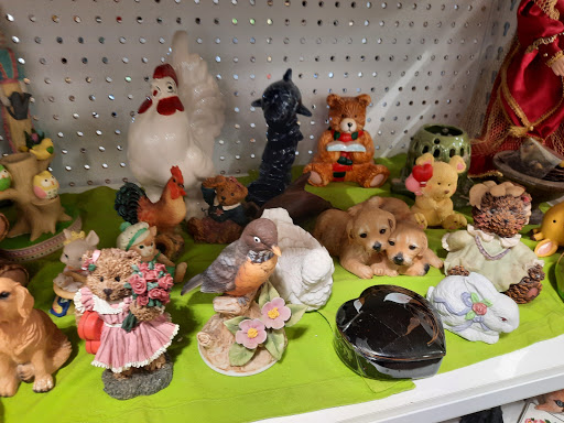 Thrift Store «Goodwill - Maple Grove: Dunkirk Lane N», reviews and photos, 9530 Dunkirk Ln N, Maple Grove, MN 55311, USA