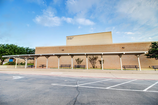 Performing Arts Theater «Midway ISD Performing Arts Center», reviews and photos, 800 N Hewitt Dr, Hewitt, TX 76643, USA