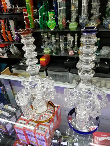 Tobacco Shop «Baytown Smoke Shop», reviews and photos, 3620 Garth Rd, Baytown, TX 77521, USA