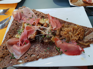 Photo n°129 de Fleur de Seine - Crêperie, Salon de thé à Vernon ()