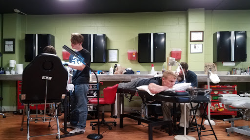 Tattoo Shop «Brand X Tattoo & Body Piercing», reviews and photos, 1051 14th Ave #122, Longview, WA 98632, USA