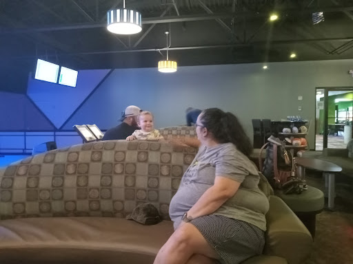 Bowling Alley «Poelking Bowling Centers: Marian Lanes», reviews and photos, 6170 Brandt Pike, Huber Heights, OH 45424, USA