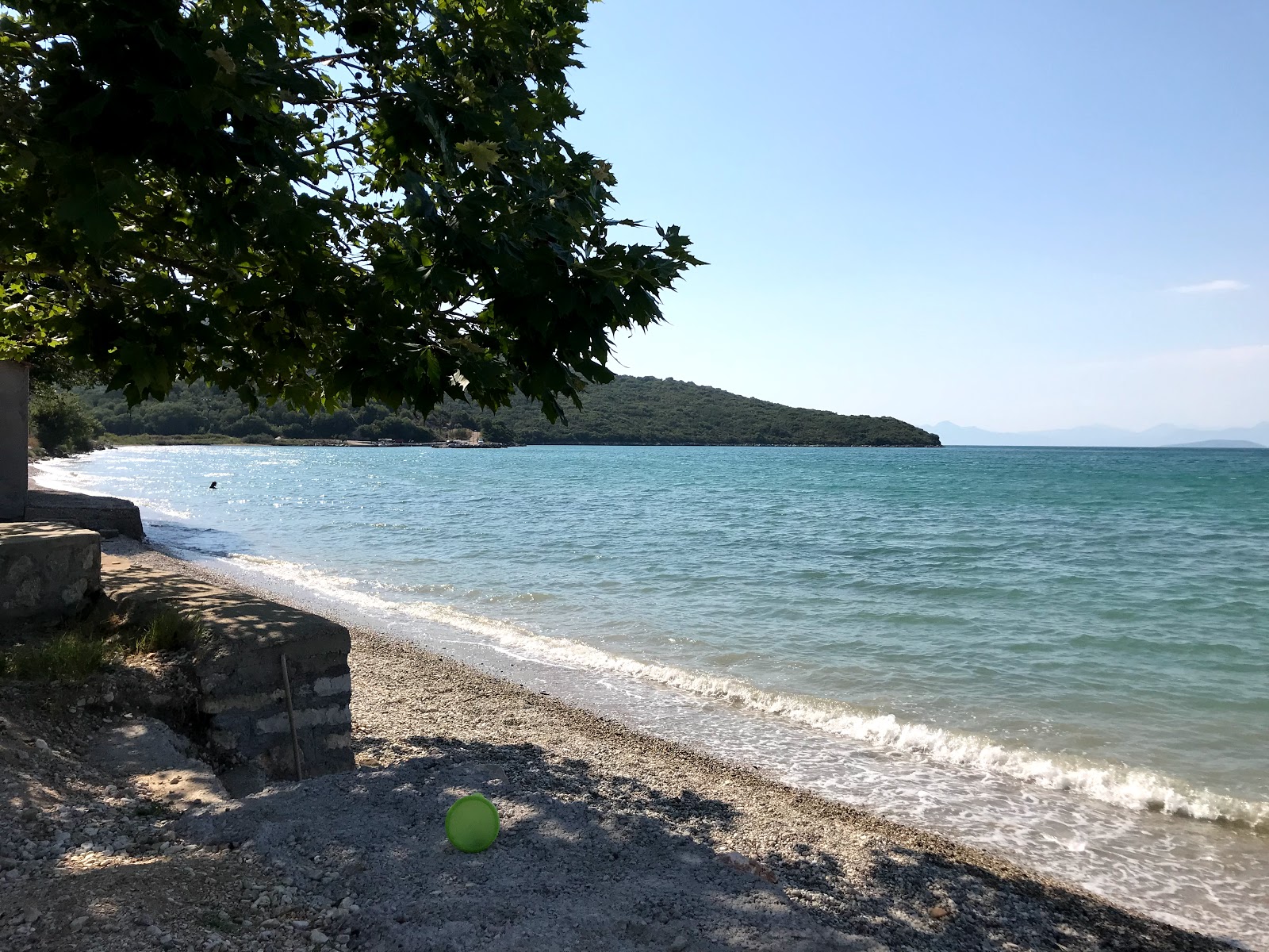 Foto di Porticciolo beach e l'insediamento