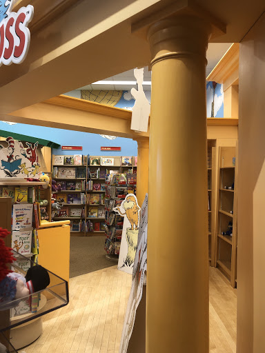 Book Store «Barnes & Noble», reviews and photos, 1163 Valley River Dr, Eugene, OR 97401, USA