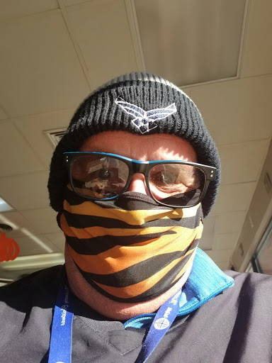 Donut Shop «Donut Castle», reviews and photos, 11831 E 13 Mile Rd, Warren, MI 48093, USA