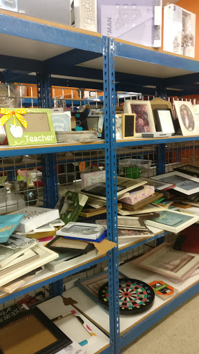 Thrift Store «Thrift Store of Virginia», reviews and photos, 3115 Sherwood Hall Ln, Alexandria, VA 22306, USA