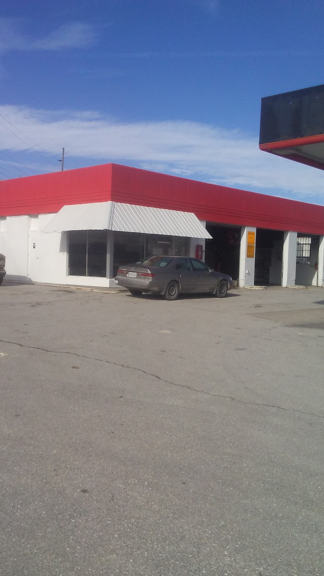 TRIMBLE AUTO REPAIR