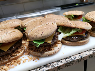 Photo n°24 de The Corner Burgers Saint Laurent Du Var à Saint-Laurent-du-Var ()