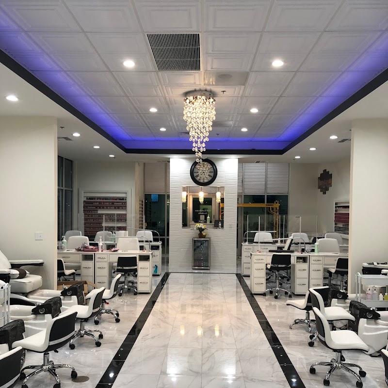 Glitz & Glam Nail Spa