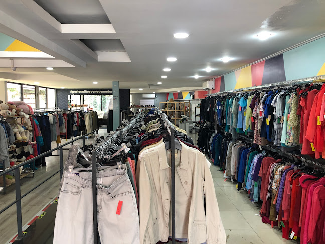 Opiniones de COANIQUEM STORE LAS CONDES en Las Condes - Tienda de ropa