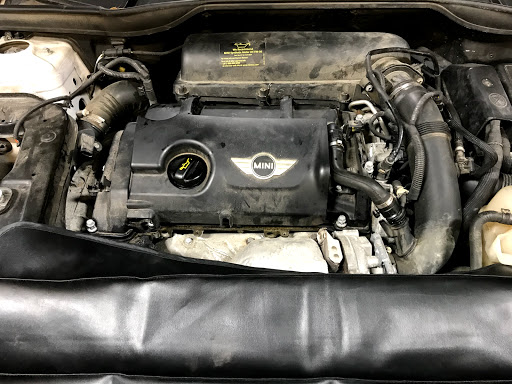 Auto Repair Shop «Personalized Auto Care», reviews and photos, 2200 Waukegan Rd, Glenview, IL 60025, USA