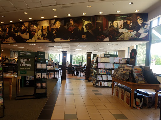 Book Store «Barnes & Noble», reviews and photos, 200 S Gary Ave, Bloomingdale, IL 60108, USA