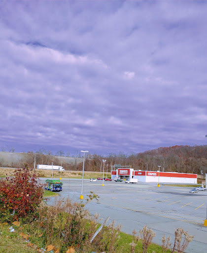 Office Supply Store «Staples», reviews and photos, 800 Rostraver Rd, Belle Vernon, PA 15012, USA