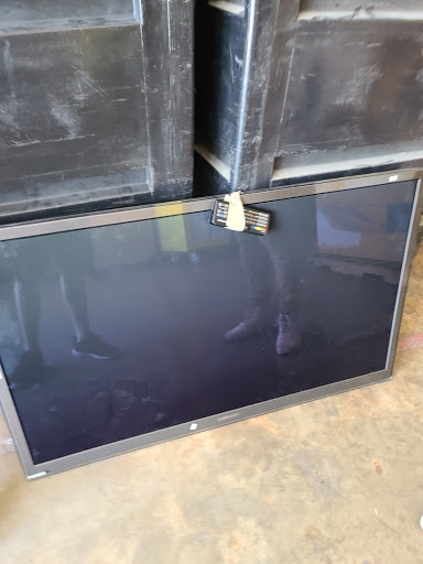 Thrift Store «Goodwill», reviews and photos, 39 Town and Country Dr, Fredericksburg, VA 22405, USA